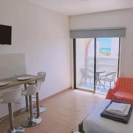 Nissi Heaven Apartman Ajía Nápa
