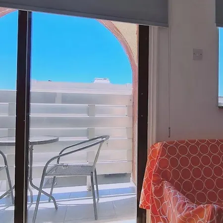 Nissi Heaven Apartamento