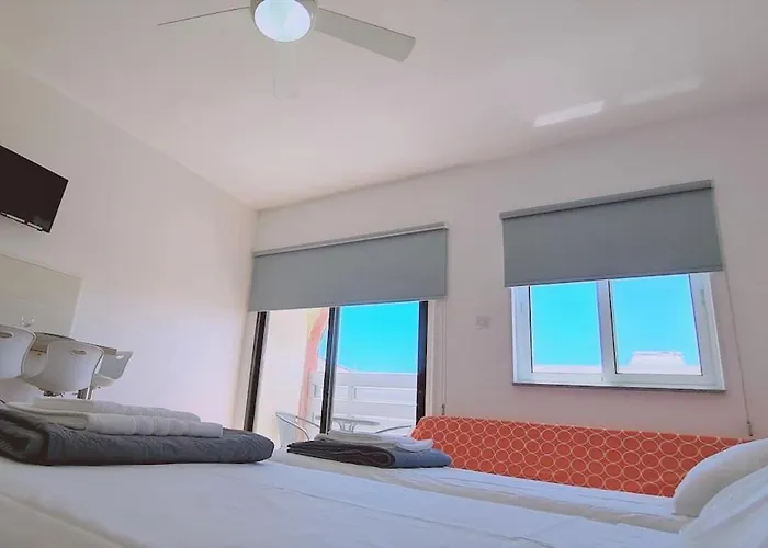 Nissi Heaven アヤナパ