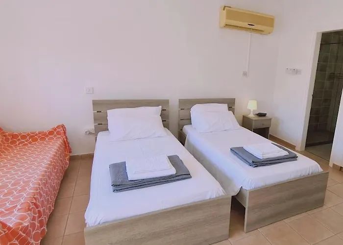 Nissi Heaven Aya Napa