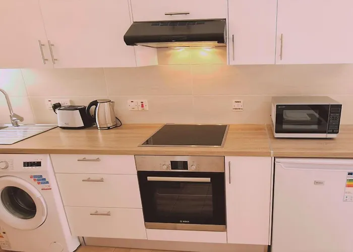 Nissi Heaven アパート